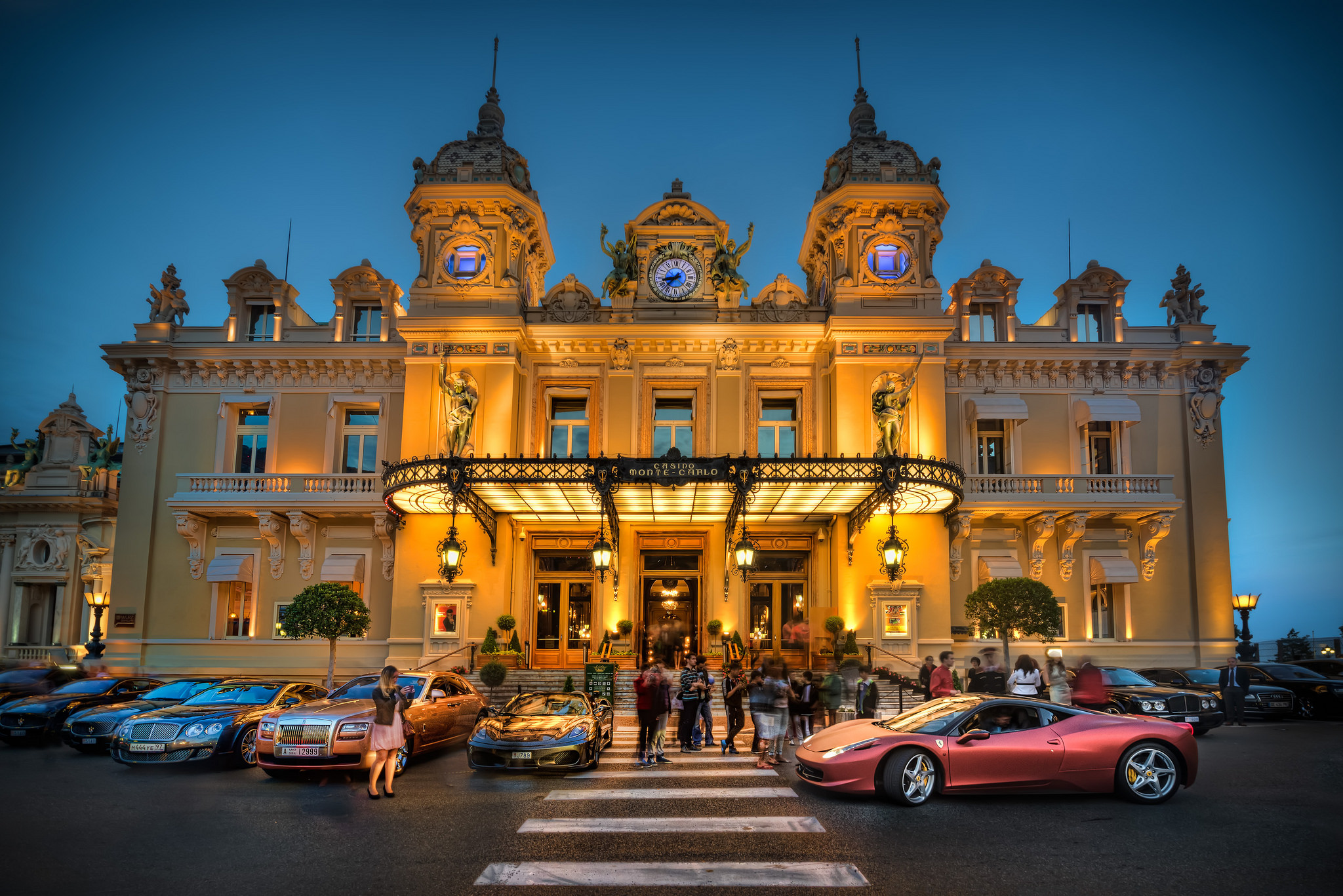 Big chances are you haven't been to these five glamorous and famous casino houses in the world