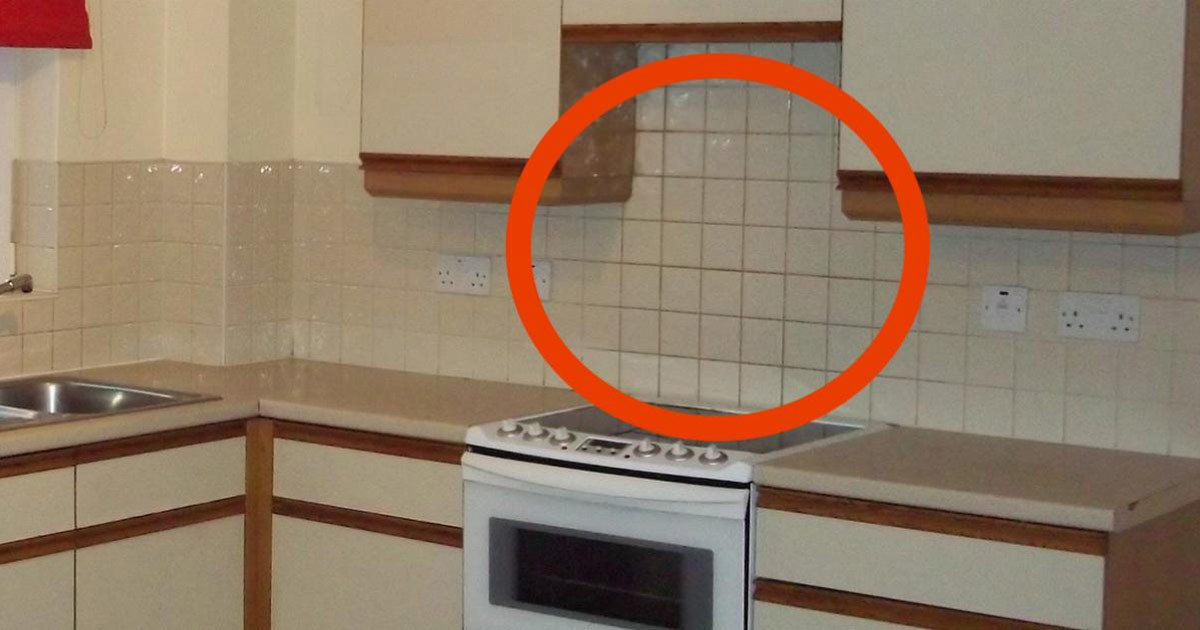 What this couple did with their old CDs is crazy - just look at their kitchen