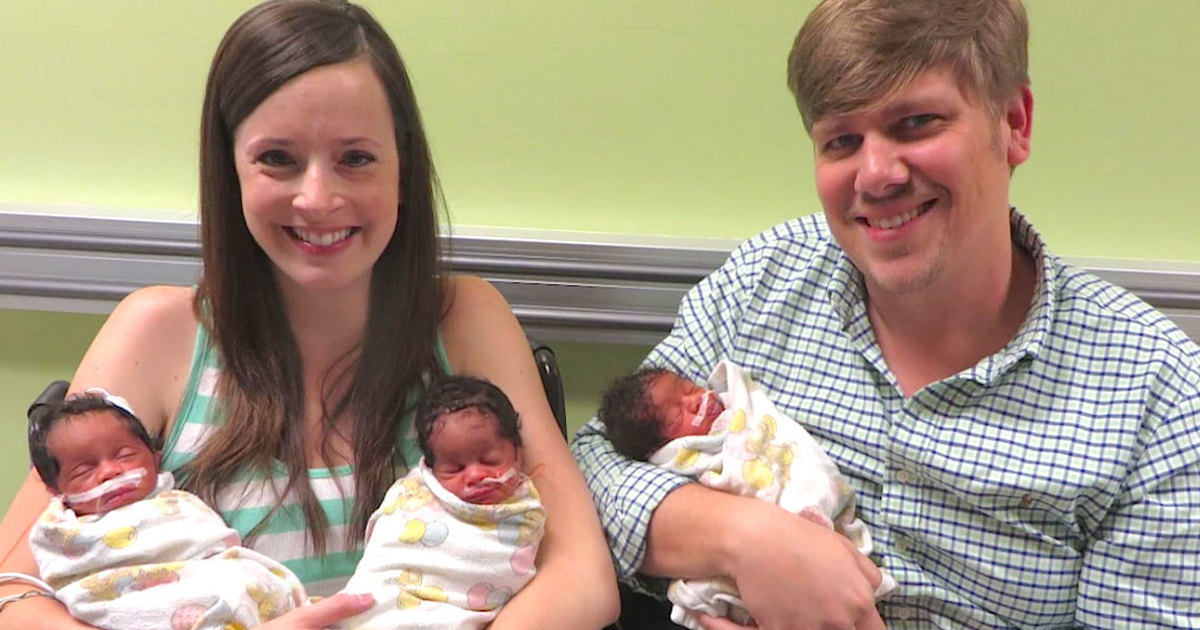 A mother gave birth to 3 black babies - so the father looked closely and burst into tears