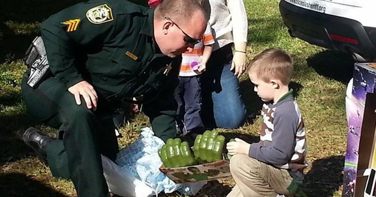 No one came to the autistic kid's birthday, so these cops saved the day