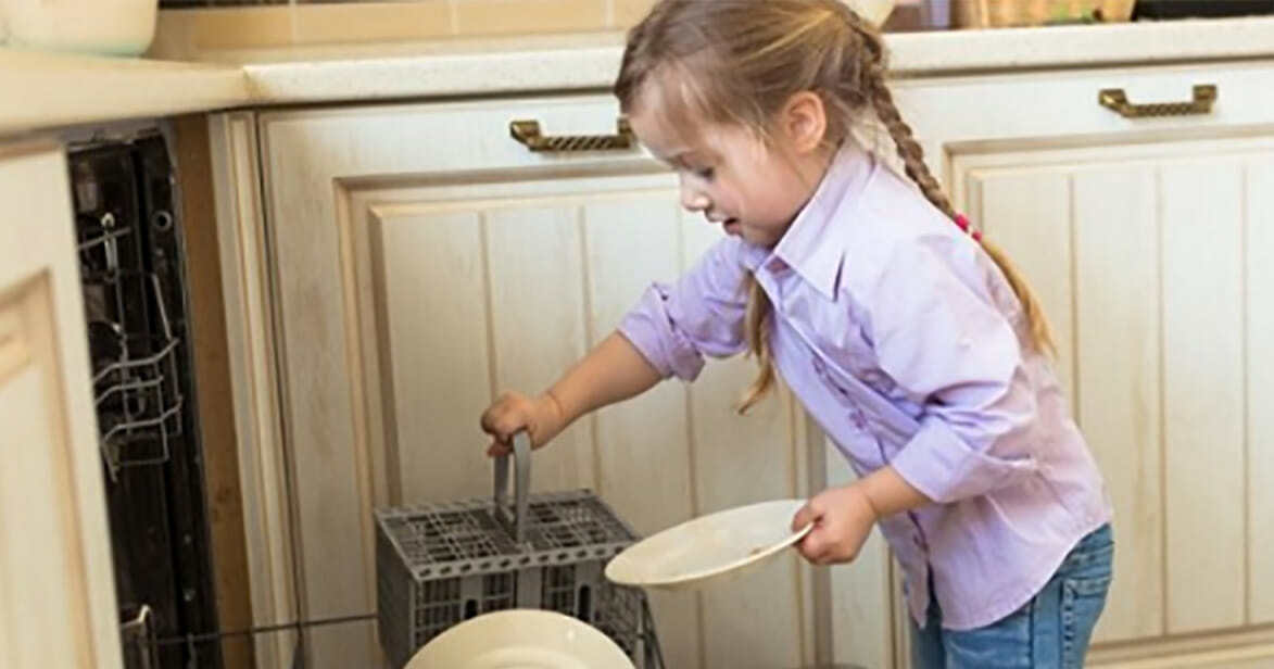 New study found: Children who do daily chores at home become more successful adults