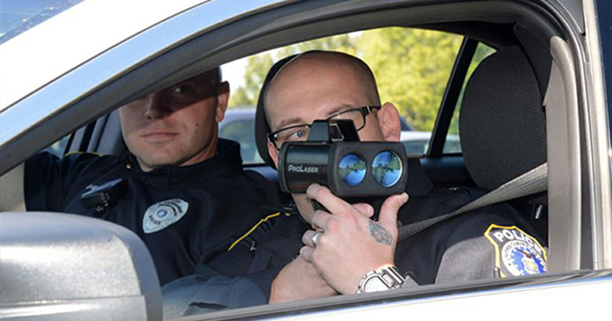 With this simple trick you will never get a speeding ticket from the police ever again