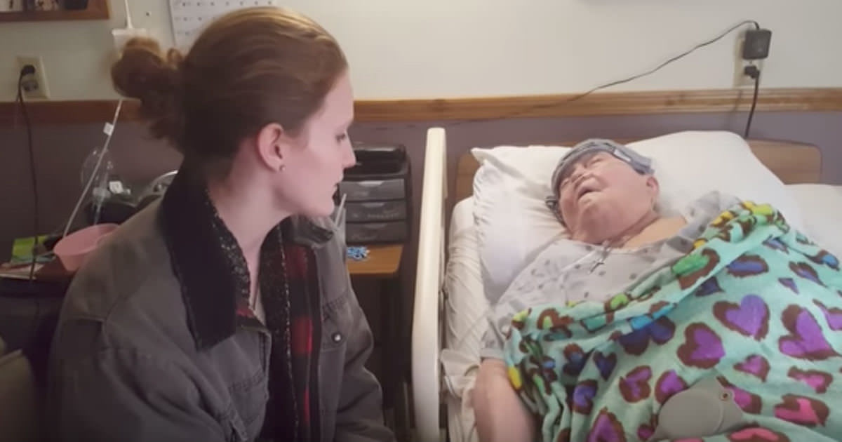 A nurse snuck into a patient's room - seconds later the camera captured her true character